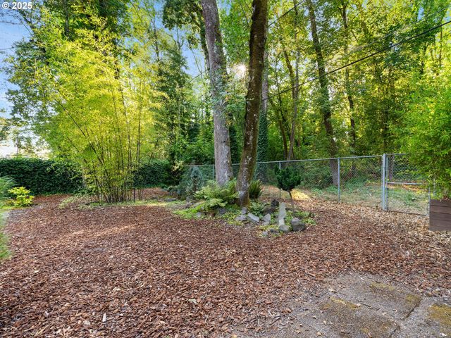5183 Se HILLWOOD Ave, Milwaukie, OR 97267