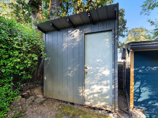 5183 Se HILLWOOD Ave, Milwaukie, OR 97267