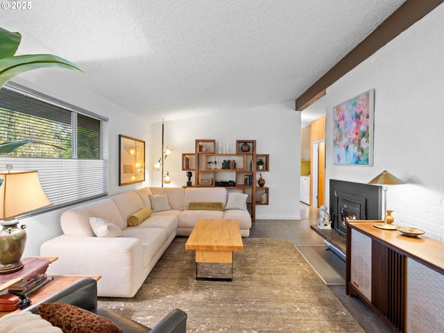 5183 Se HILLWOOD Ave, Milwaukie, OR 97267