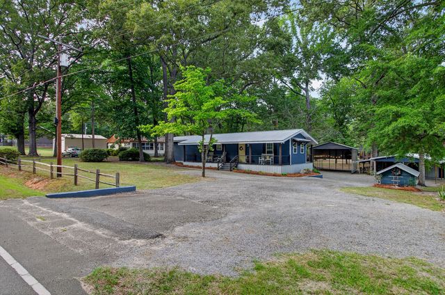 417 Mill Creek Road, Vance, SC 29163