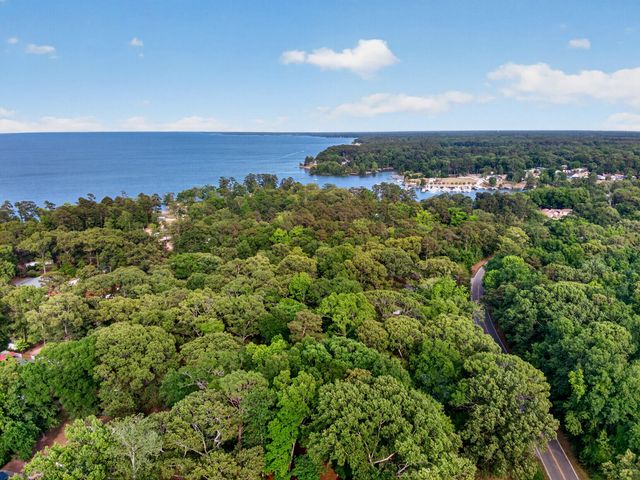 417 Mill Creek Road, Vance, SC 29163