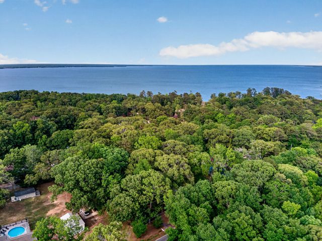 417 Mill Creek Road, Vance, SC 29163