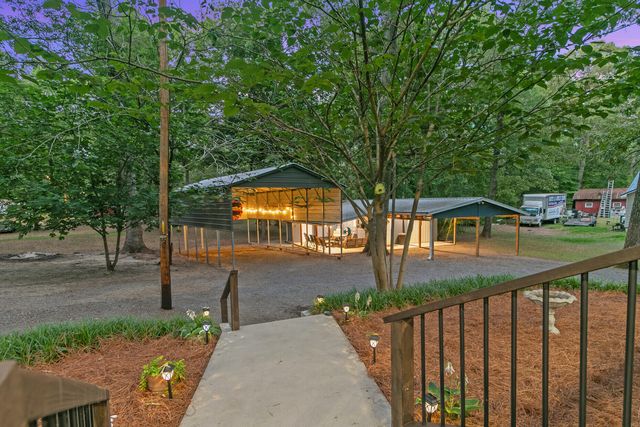 417 Mill Creek Road, Vance, SC 29163