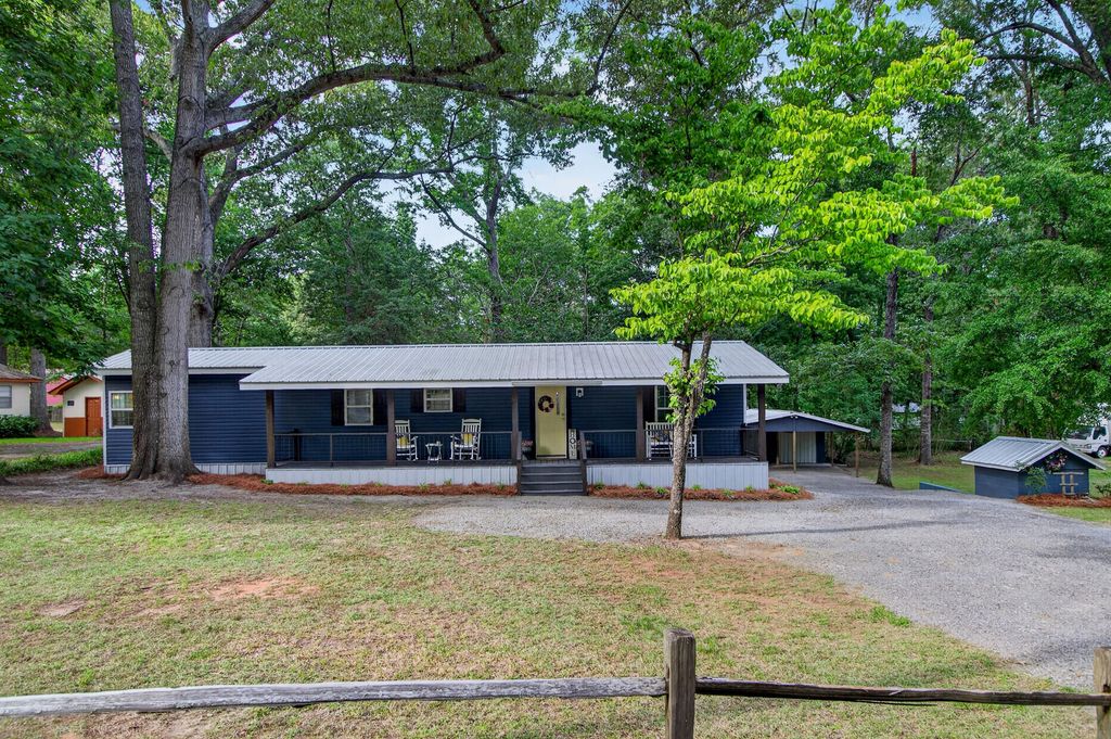 417 Mill Creek Road, Vance, SC 29163