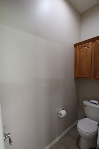 5716 Thomas Nelson, Tyler, TX 75707