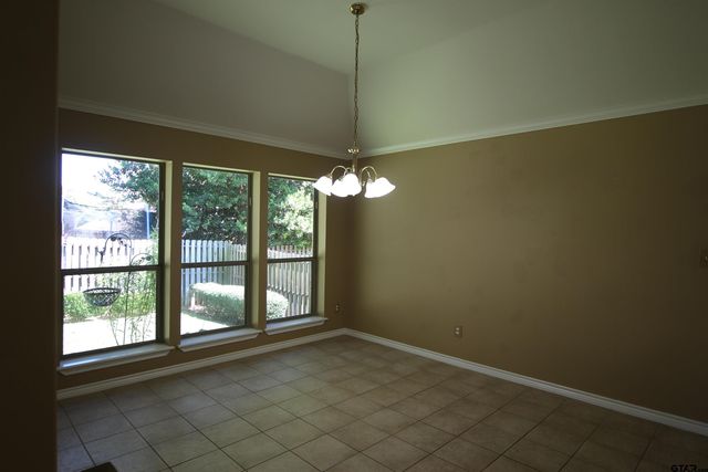 5716 Thomas Nelson, Tyler, TX 75707