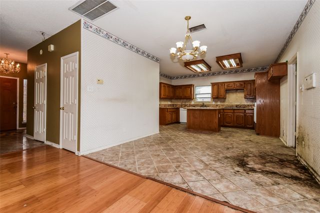 4005 Cavalier Drive, Rowlett, TX 75088