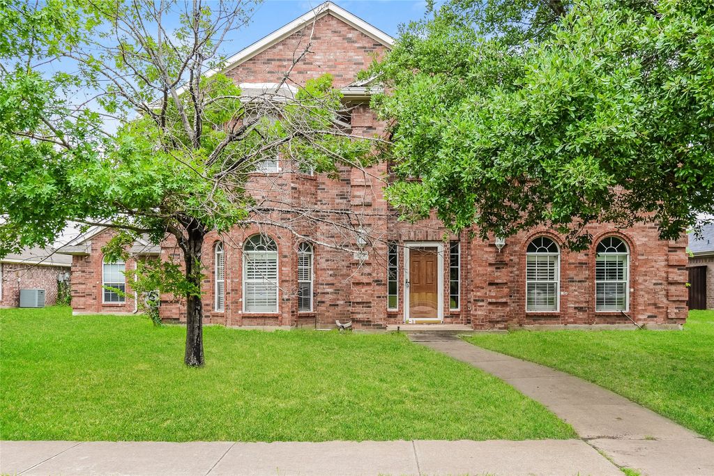4005 Cavalier Drive, Rowlett, TX 75088