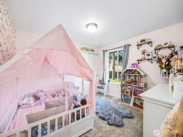 645 Orville Road E, Eatonville, WA 98328
