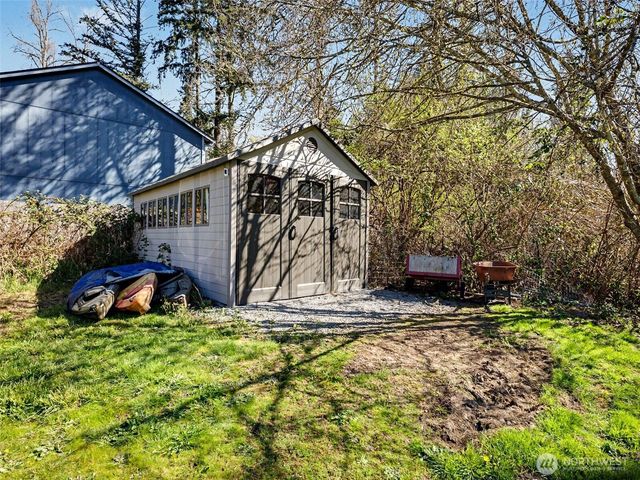 645 Orville Road E, Eatonville, WA 98328