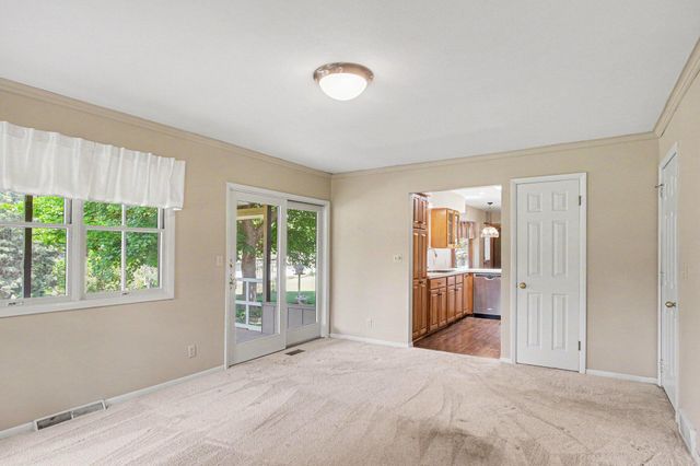 9941 Courtland Drive Ne, Courtland Twp, MI 49341