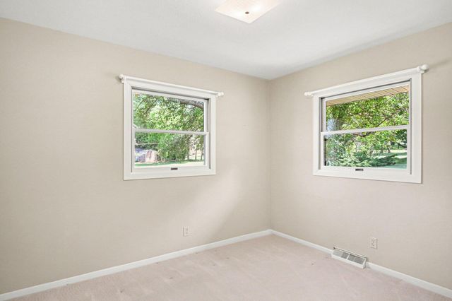 9941 Courtland Drive Ne, Courtland Twp, MI 49341