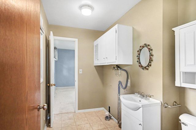 9941 Courtland Drive Ne, Courtland Twp, MI 49341