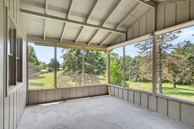 9941 Courtland Drive Ne, Courtland Twp, MI 49341