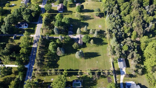 9941 Courtland Drive Ne, Courtland Twp, MI 49341