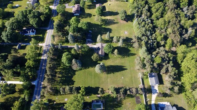 9941 Courtland Drive Ne, Courtland Twp, MI 49341