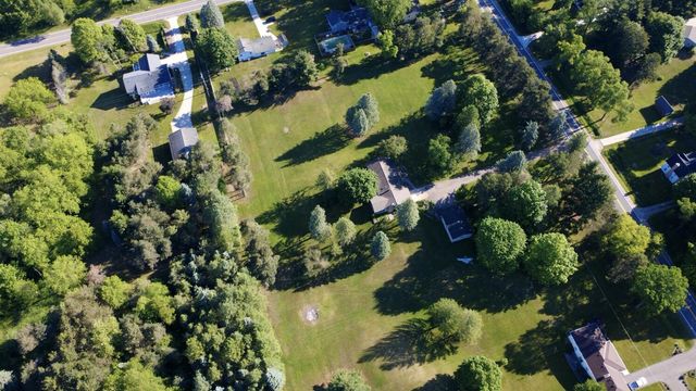 9941 Courtland Drive Ne, Courtland Twp, MI 49341
