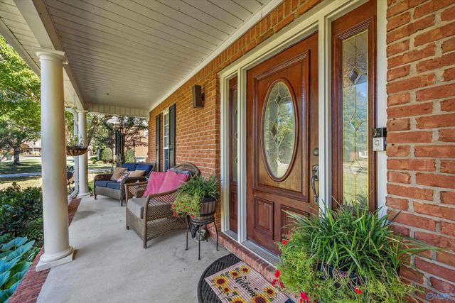 217 Wildflower Court, Huntsville, AL 35811