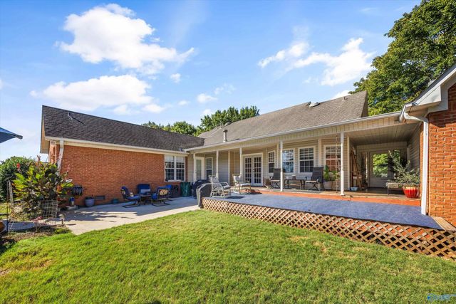 217 Wildflower Court, Huntsville, AL 35811