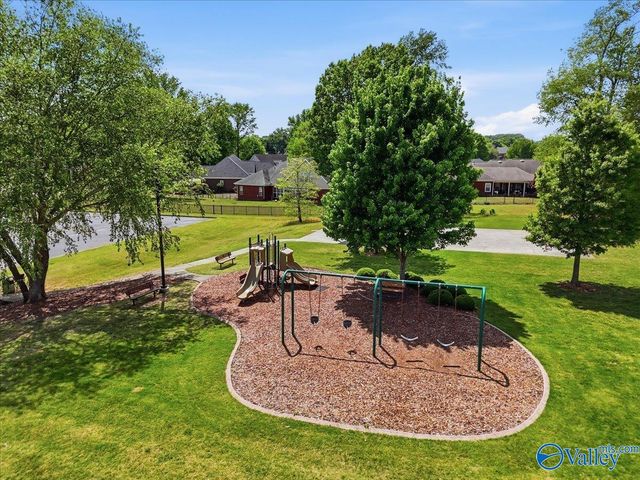 217 Wildflower Court, Huntsville, AL 35811