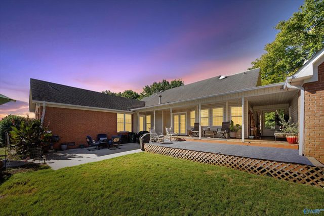 217 Wildflower Court, Huntsville, AL 35811