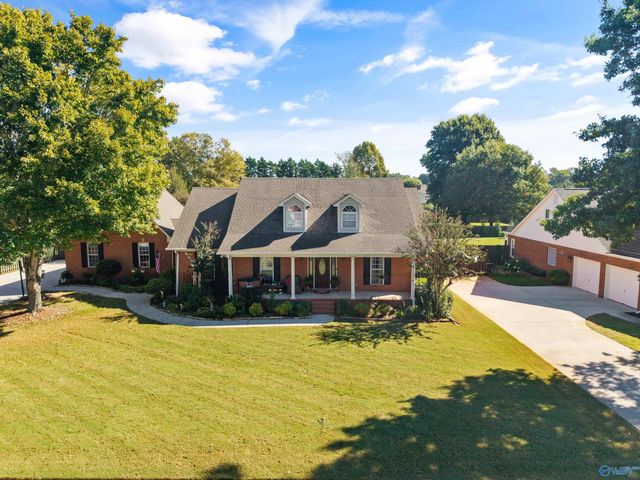 217 Wildflower Court, Huntsville, AL 35811
