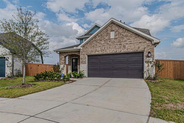 21606 Wave Hollow Drive, Cypress, TX 77433