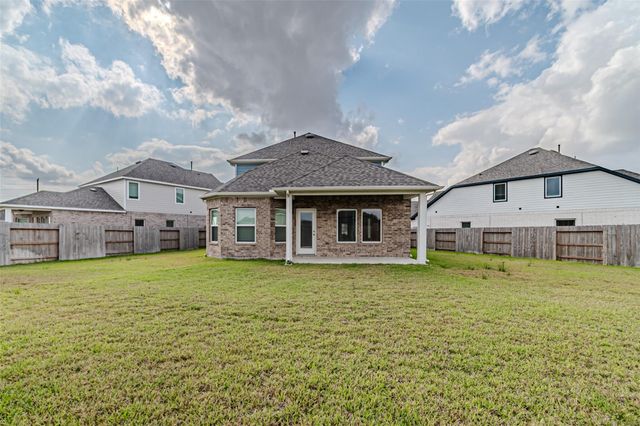 21606 Wave Hollow Drive, Cypress, TX 77433