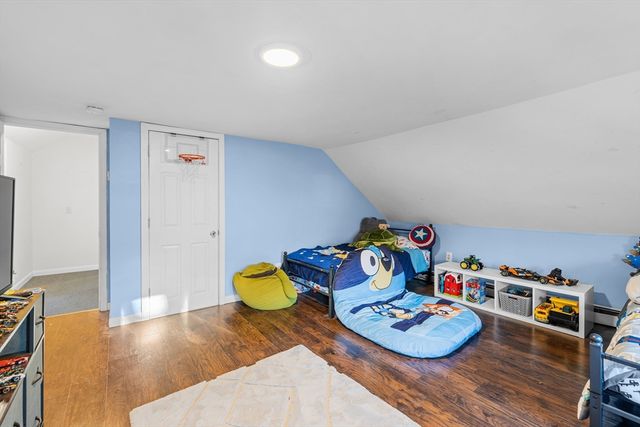 570 Shawmut Ave, New Bedford, MA 02740