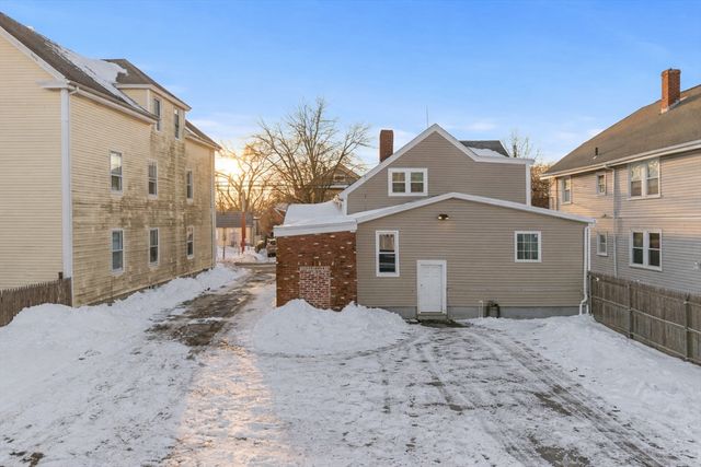 570 Shawmut Ave, New Bedford, MA 02740