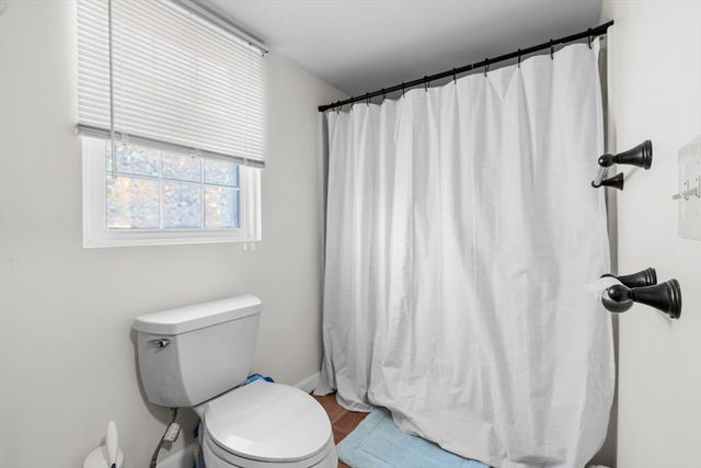 570 Shawmut Ave, New Bedford, MA 02740