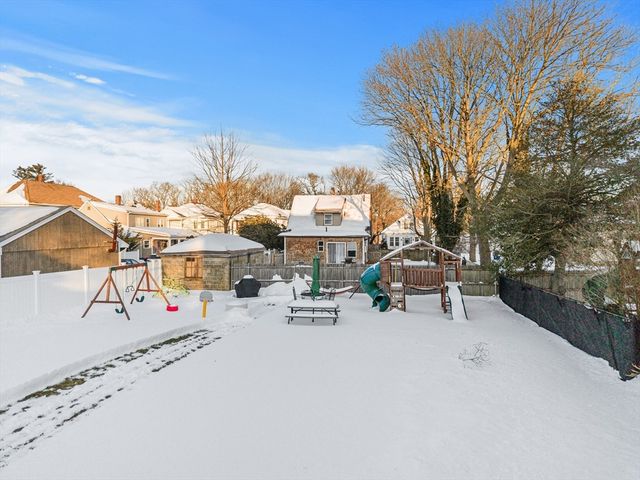 570 Shawmut Ave, New Bedford, MA 02740