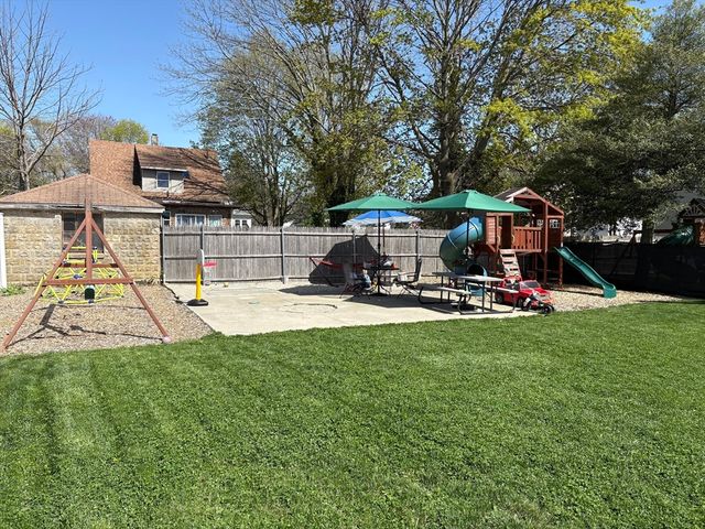 570 Shawmut Ave, New Bedford, MA 02740