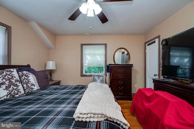 14 BEECHWOOD DR, Reading, PA 19606