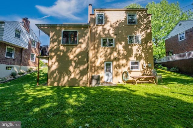 14 BEECHWOOD DR, Reading, PA 19606
