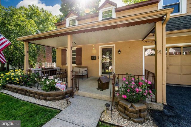 14 BEECHWOOD DR, Reading, PA 19606