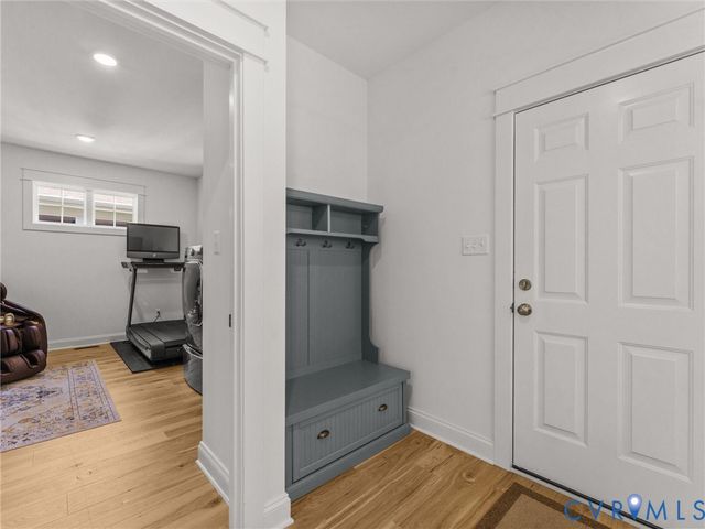 312 Randolph View Dr, Midlothian, VA 23114