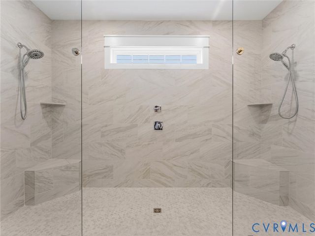 312 Randolph View Dr, Midlothian, VA 23114