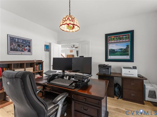 312 Randolph View Dr, Midlothian, VA 23114
