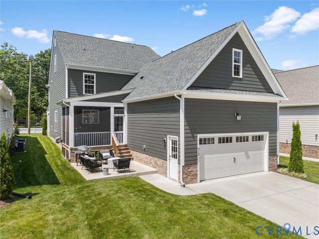 312 Randolph View Dr, Midlothian, VA 23114