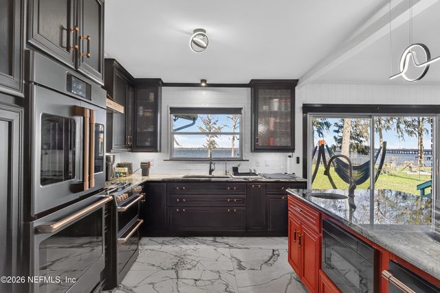 3977 SUSAN Drive, Green Cove Springs, FL 32043