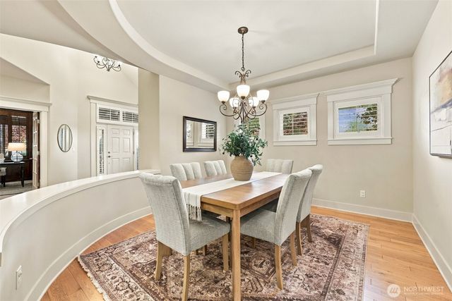 23431 NE 10th Place, Sammamish, WA 98074