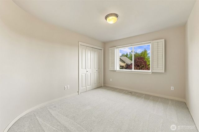 23431 NE 10th Place, Sammamish, WA 98074
