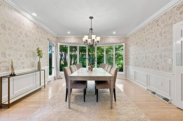 4 Webster Cir, Sudbury, MA 01776