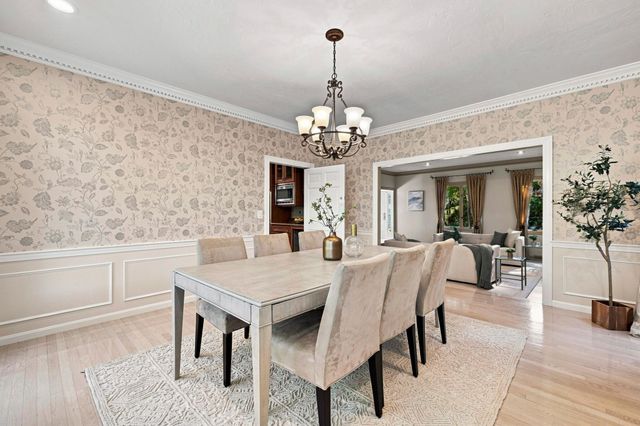 4 Webster Cir, Sudbury, MA 01776