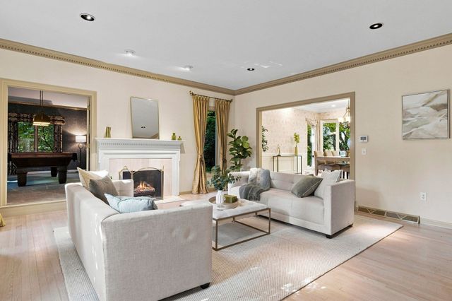 4 Webster Cir, Sudbury, MA 01776