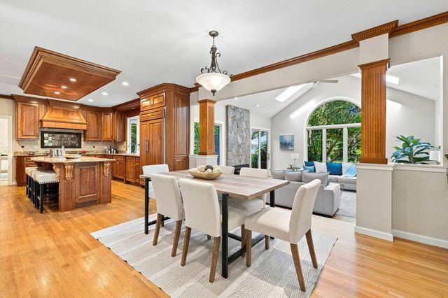 4 Webster Cir, Sudbury, MA 01776