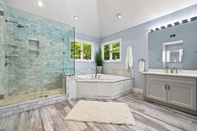 4 Webster Cir, Sudbury, MA 01776
