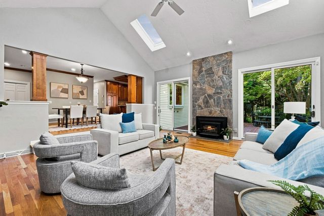 4 Webster Cir, Sudbury, MA 01776