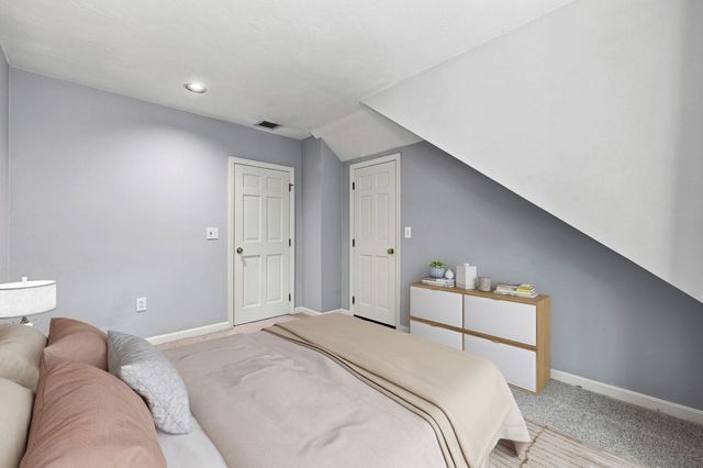 4 Webster Cir, Sudbury, MA 01776